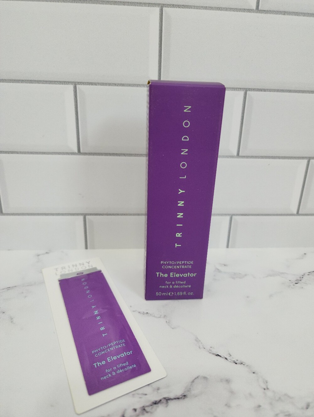Trinity London The Elevator Neck/Décolleté Concentrate